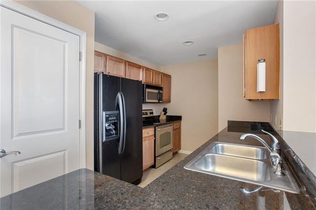 3040 Peachtree Road Road NW 813, Atlanta, GA 30305