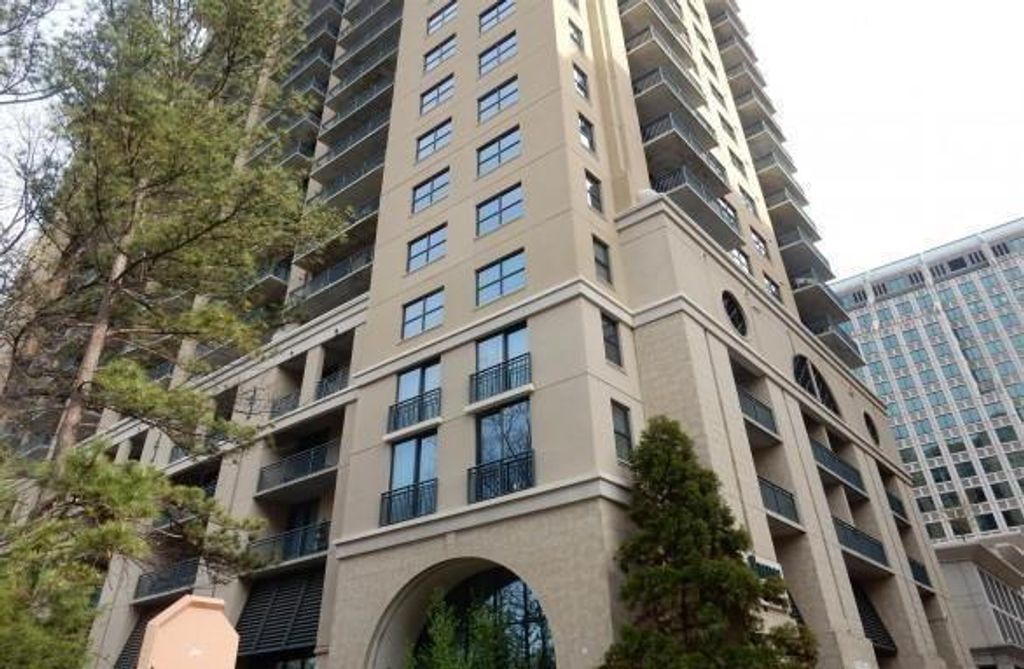 3040 Peachtree Road Road NW 813, Atlanta, GA 30305