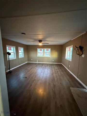 685 5th Avenue, Ulm, MT 59485