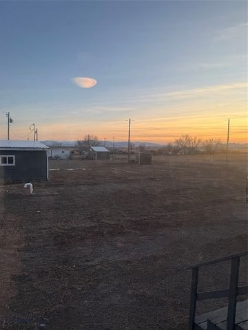 685 5th Avenue, Ulm, MT 59485