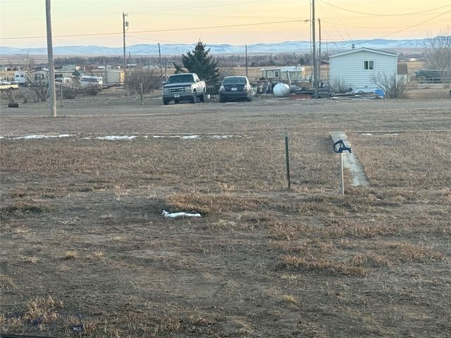 685 5th Avenue, Ulm, MT 59485