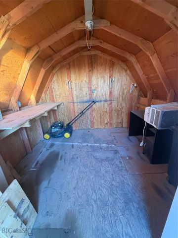 685 5th Avenue, Ulm, MT 59485