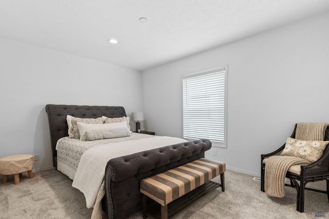 1661.157 E PHILADELPHIA, Rapid City, SD 57701