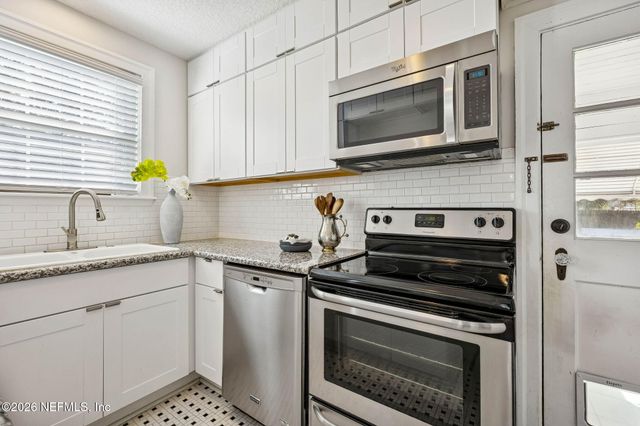 4330 SHIRLEY Avenue, Jacksonville, FL 32210