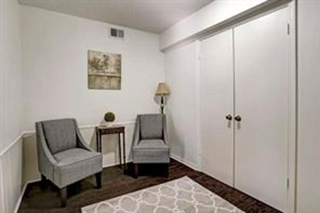 351 N Post Oak Lane 715, Houston, TX 77024