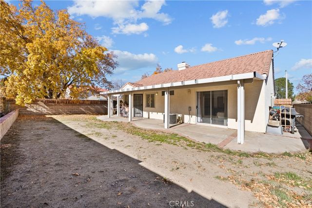 1536 E Avenue J4, Lancaster, CA 93535