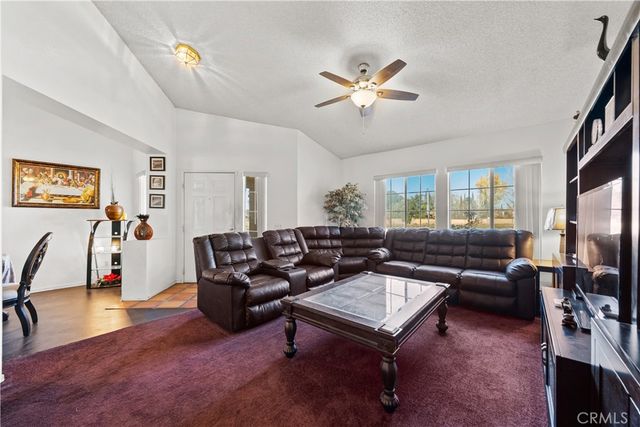 1536 E Avenue J4, Lancaster, CA 93535