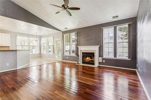 2001 Kelsey Bay CT, Chesapeake, VA 23323