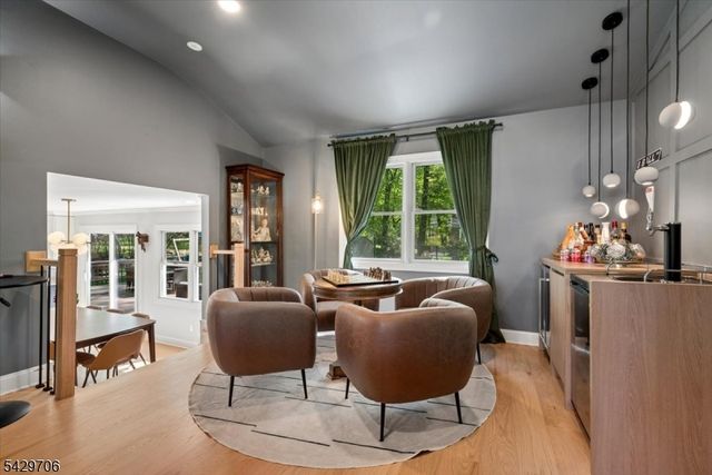 110 Shady Ln, Randolph Twp., NJ 07869