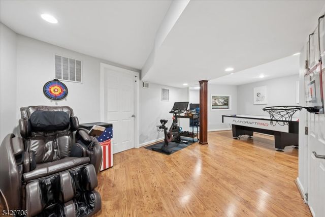 110 Shady Ln, Randolph Twp., NJ 07869