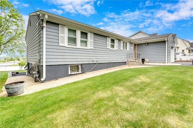 1463 Broadway Way, East Providence, RI 02914