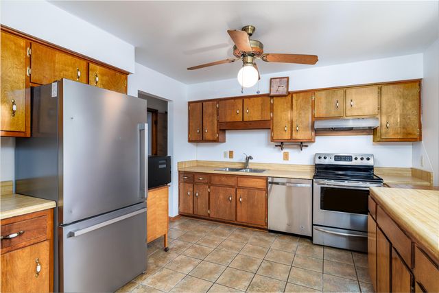 3856 Bower RD, Roanoke, VA 24018