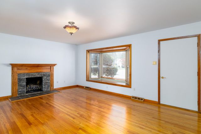 3856 Bower RD, Roanoke, VA 24018