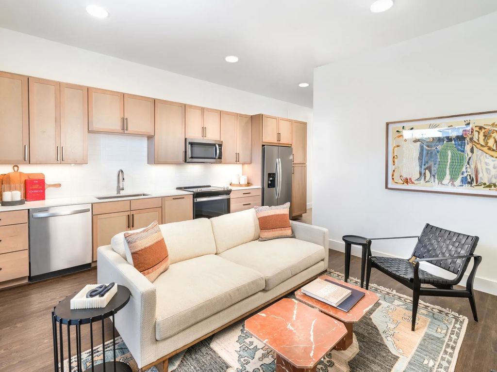 7522 East Grand Avenue 257, Dallas, TX 75214