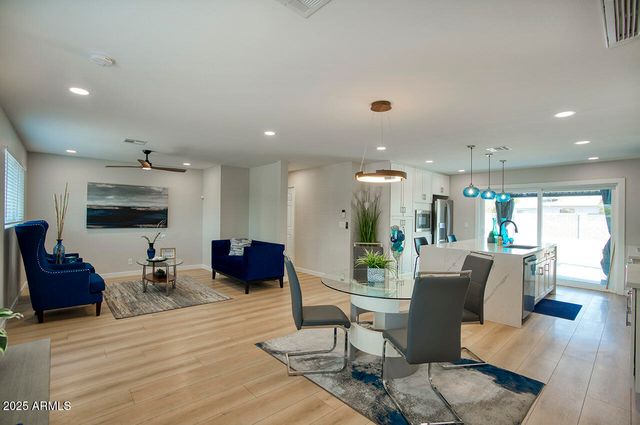 1002 E BUTLER Drive, Phoenix, AZ 85020