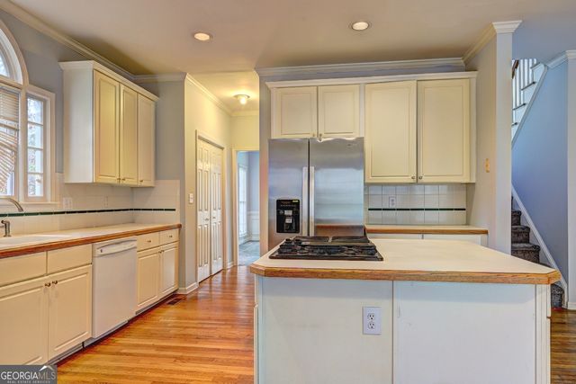 980 Laurel Springs Lane SW, Marietta, GA 30064