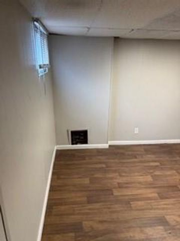 10401 SYCAMORE Avenue, Kansas City, MO 64134