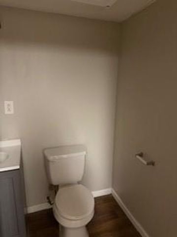 10401 SYCAMORE Avenue, Kansas City, MO 64134