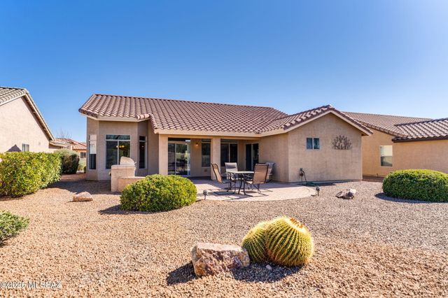 971 N Desert Deer Ps, Green Valley, AZ 85614