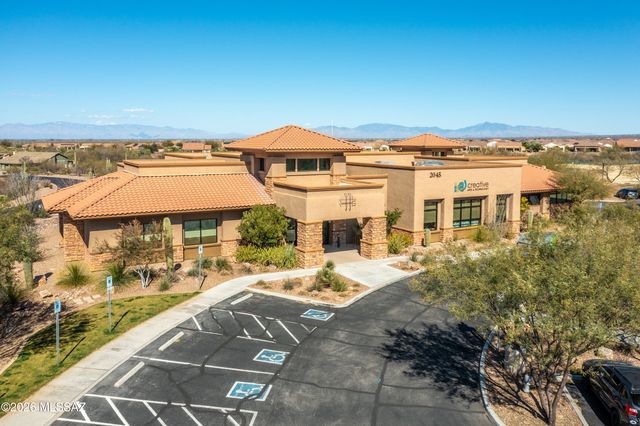 971 N Desert Deer Ps, Green Valley, AZ 85614