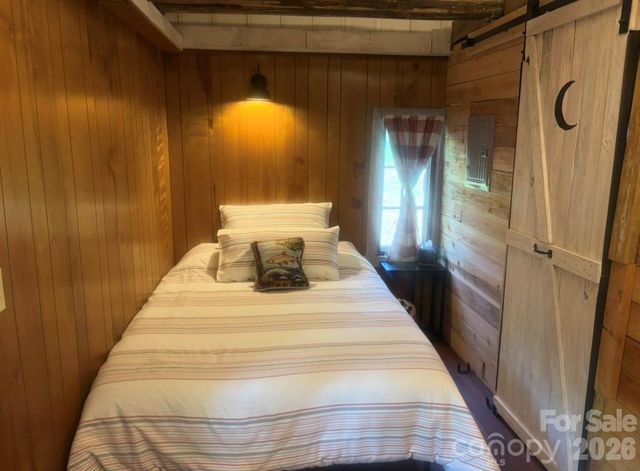 30 Grove Park, Waynesville, NC 28786