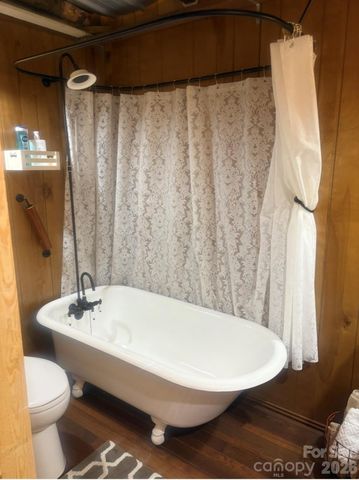 30 Grove Park, Waynesville, NC 28786