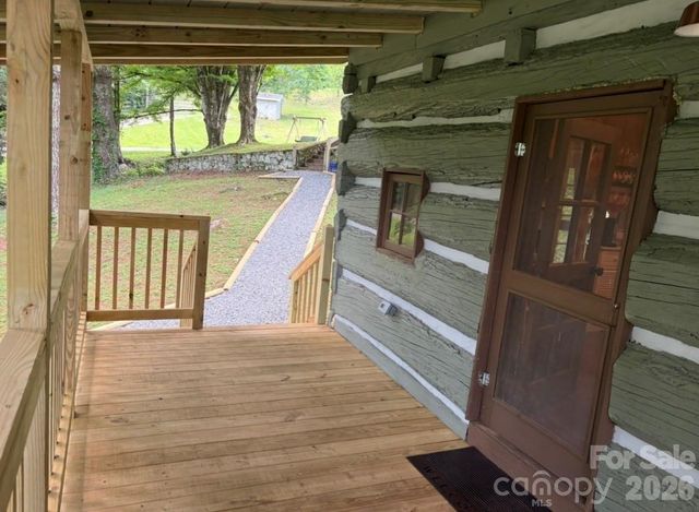 30 Grove Park, Waynesville, NC 28786