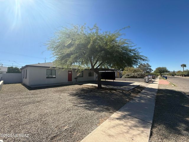 2714 E 21st Street A, Tucson, AZ 85716
