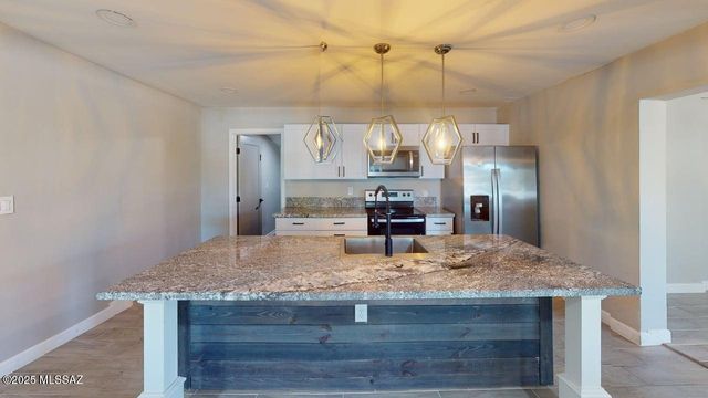 2714 E 21st Street A, Tucson, AZ 85716