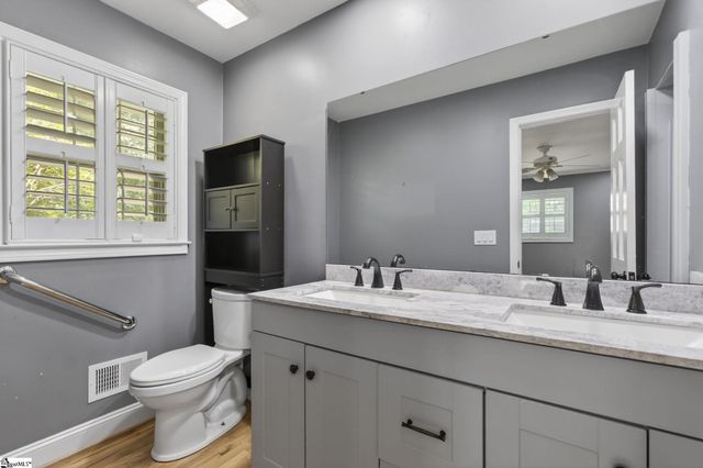 222 Devon Drive, Mauldin, SC 29662