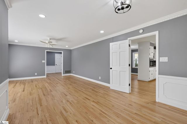 222 Devon Drive, Mauldin, SC 29662