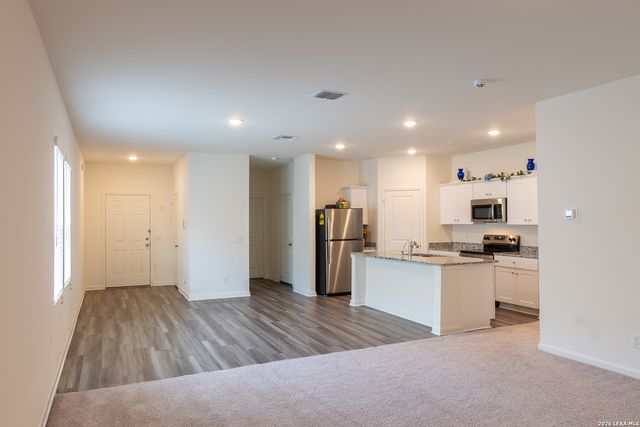 7420 Cottontail Clf, San Antonio, TX 78253