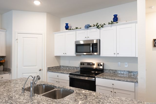 7420 Cottontail Clf, San Antonio, TX 78253