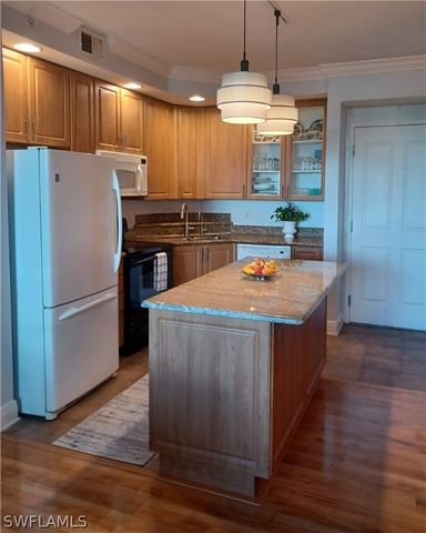 2825 Palm Beach BLVD 416, Fort Myers, FL 33916