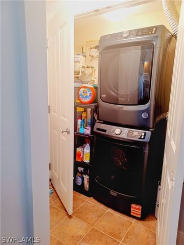 2825 Palm Beach BLVD 416, Fort Myers, FL 33916