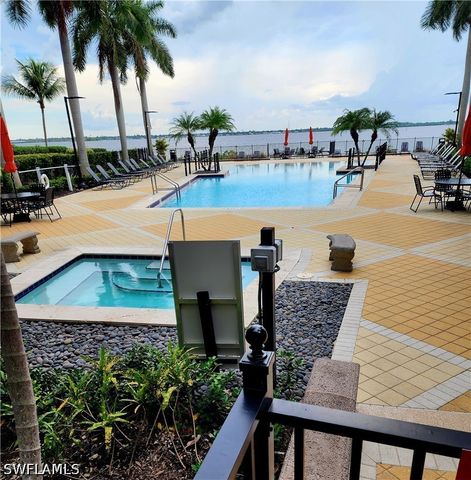 2825 Palm Beach BLVD 416, Fort Myers, FL 33916