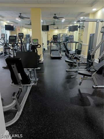 2825 Palm Beach BLVD 416, Fort Myers, FL 33916