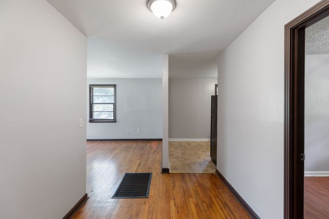 2740 Jones Ave, Nashville, TN 37207