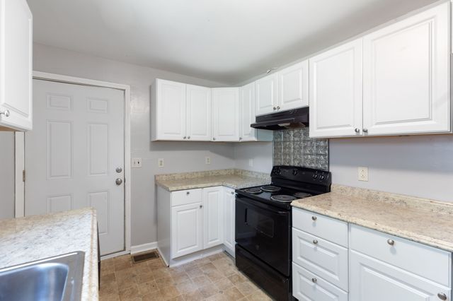 2740 Jones Ave, Nashville, TN 37207