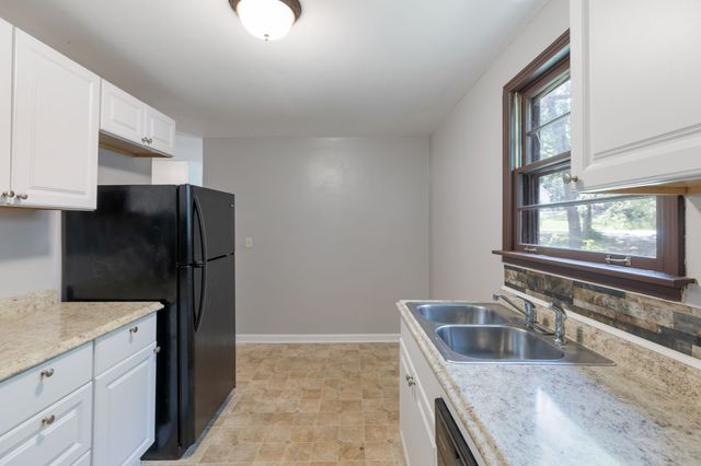 2740 Jones Ave, Nashville, TN 37207