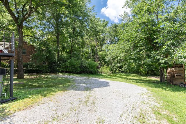 2740 Jones Ave, Nashville, TN 37207