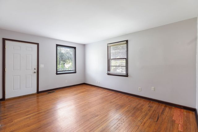2740 Jones Ave, Nashville, TN 37207