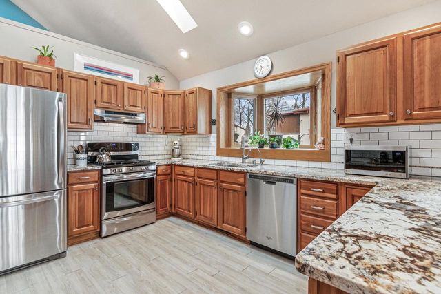 2350 County Road AB, Mcfarland, WI 53558