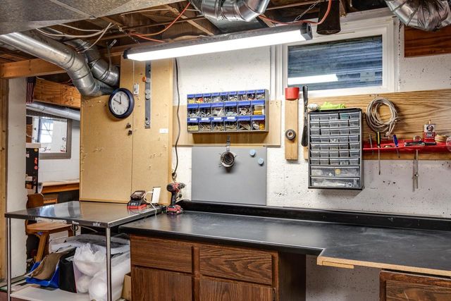 2350 County Road AB, Mcfarland, WI 53558