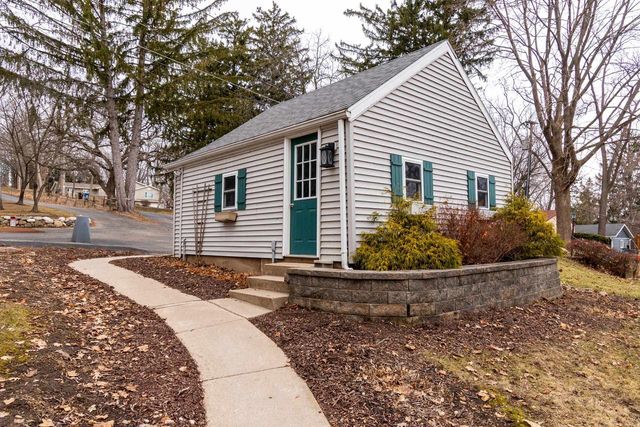 2350 County Road AB, Mcfarland, WI 53558