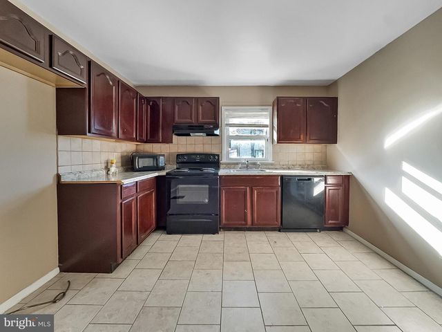 507 N 2ND ST, Millville, NJ 08332