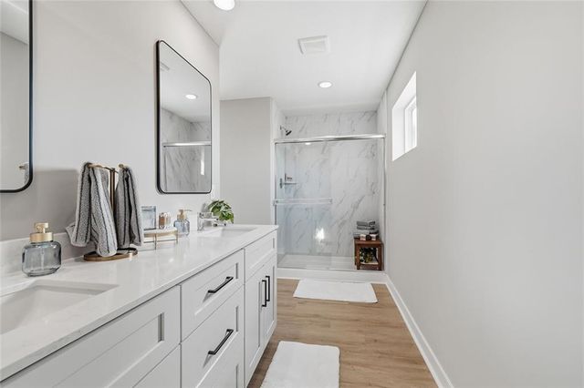 4723 Brentwood Avenue, Kansas City, MO 64136