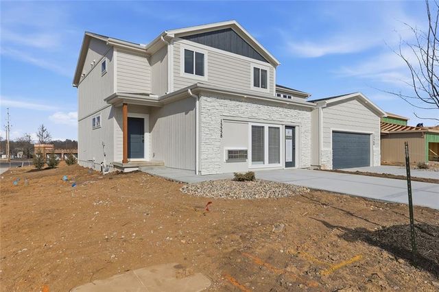 4723 Brentwood Avenue, Kansas City, MO 64136