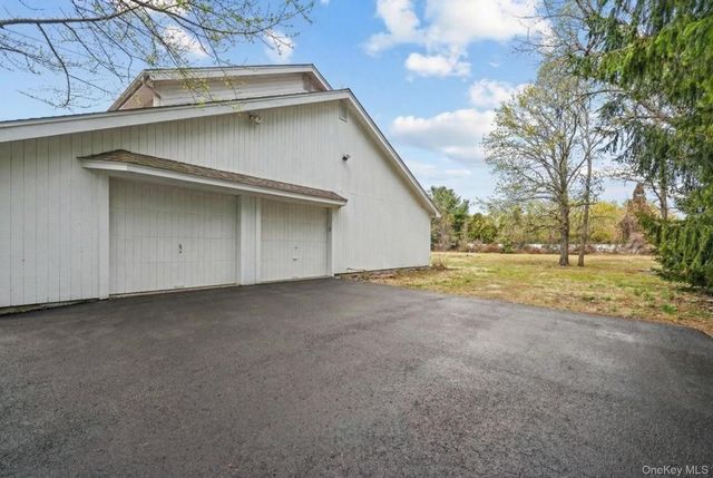 479 Half Hollow Road, Dix Hills, NY 11746