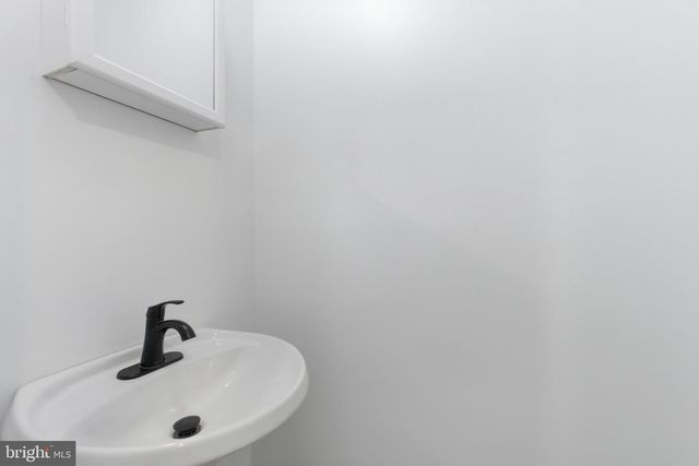 1606 DEEP GORGE CT, Oxon Hill, MD 20745